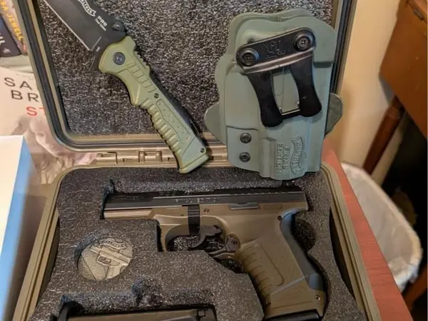 Walther P99AS final edition collector set