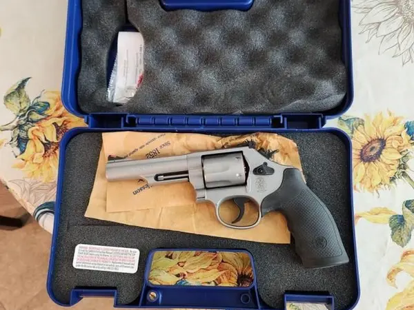 S&W Model 66 8