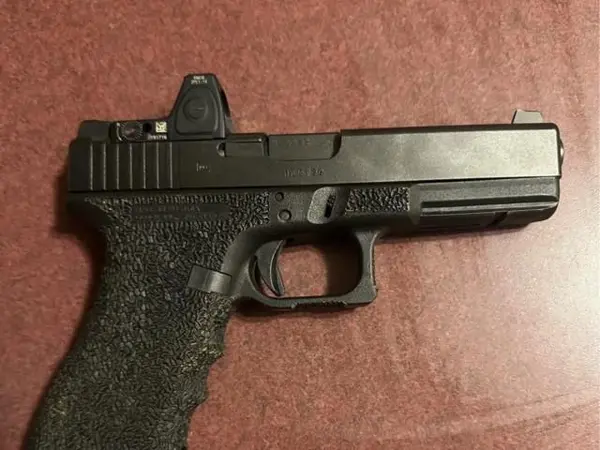 Glock 17 Trijicon rmr rm06