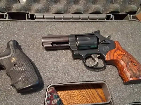 Smith & Wesson Performance Center model 19
