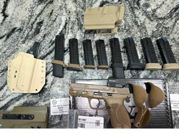 M&P 2.0 Compact FDE with Holosun 507C & lots of goodies!