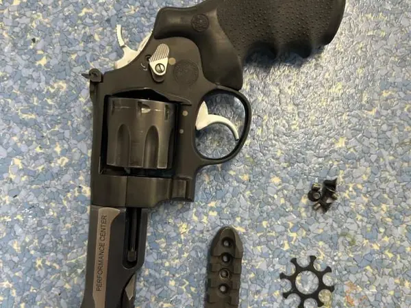 Smith & Wesson Performance Center TRR8