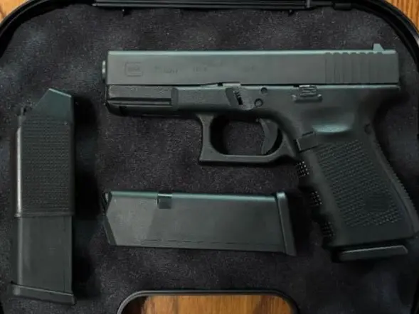 9/11 PRICE DROP: NIB Gen 4 Glock 19 & NIB Galco Combat Master Holster