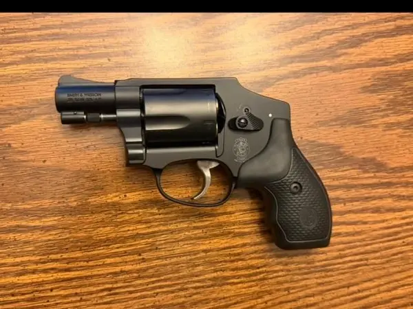 Smith and Wesson 442