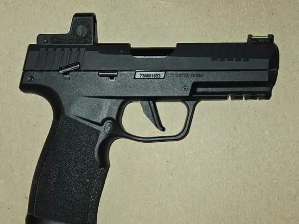 Sig Sauer P322 with Romeo 0