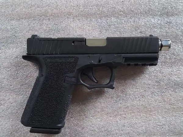 Polymer 80 Glock 19