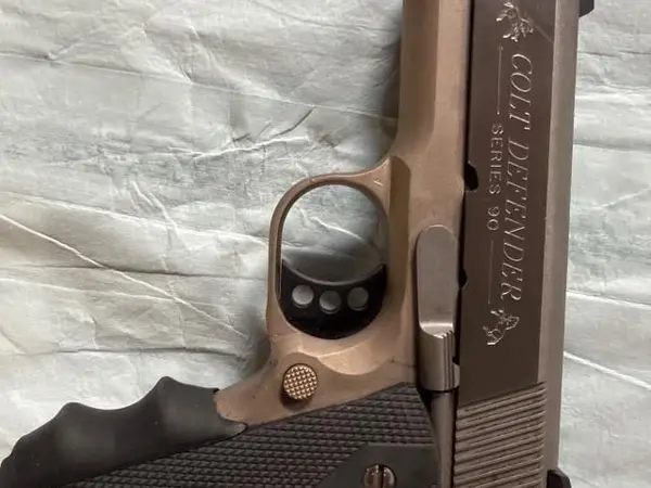 Colt Defender 1911