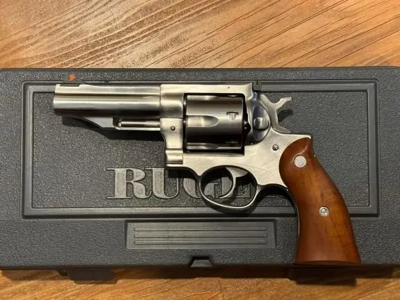 Unfired Ruger Redhawk .45 Colt 4.2" barrel