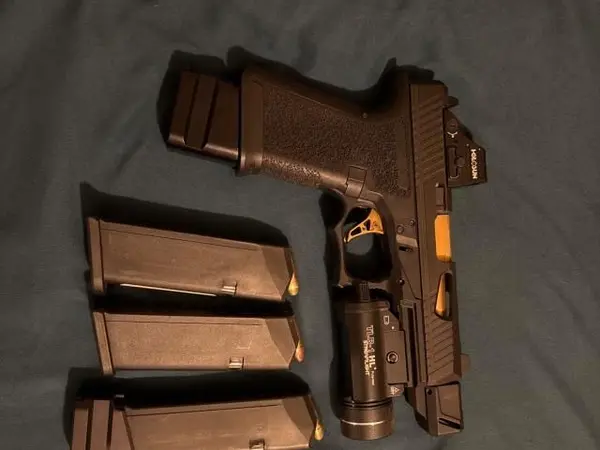 Glock 19