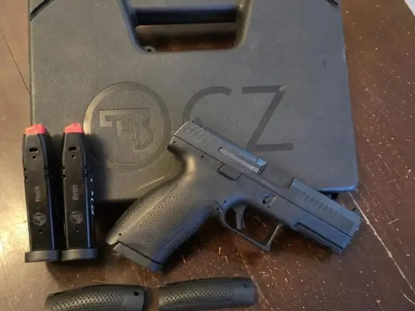 CZ P10c