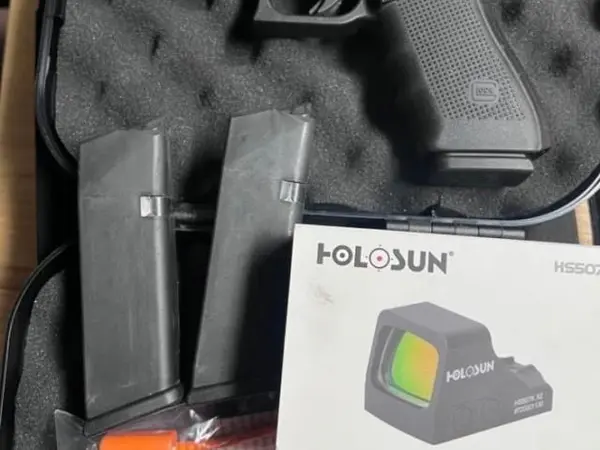 Glock 21 with holoson red dot