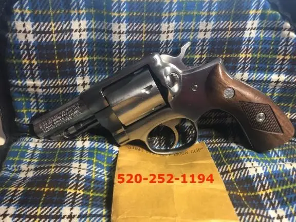 Ruger Speed-SIX 9mm $800 520-252-1194