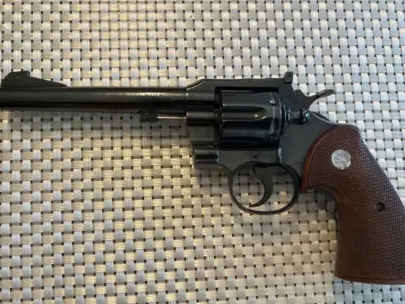 Colt Officers Match Model 22 - 1960