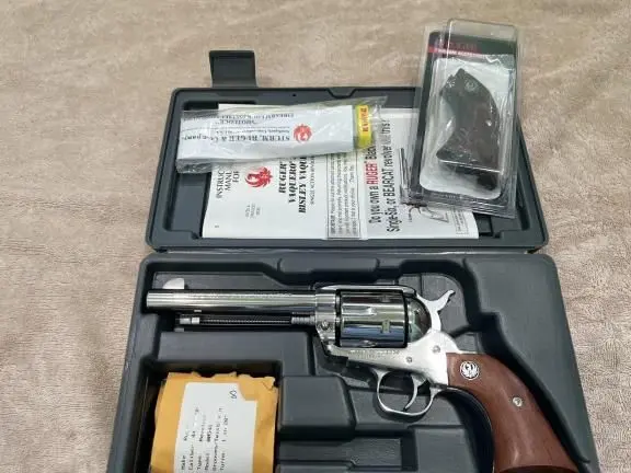 2004 RUGER VAQUERO 44 MAGNUM HI-GLOSS