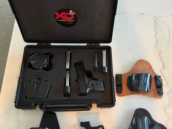 XDS 3.3" 45 cal Concealed Package