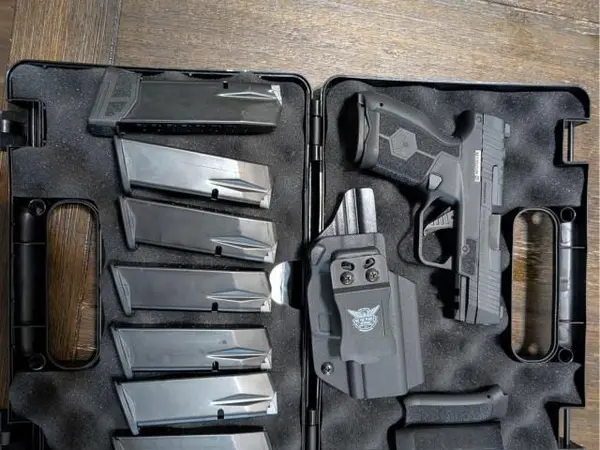 IWI MASADA SLIM ELITE