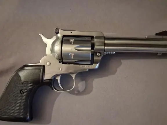 Ruger blackhawk like new with factory ruger flap.style holster