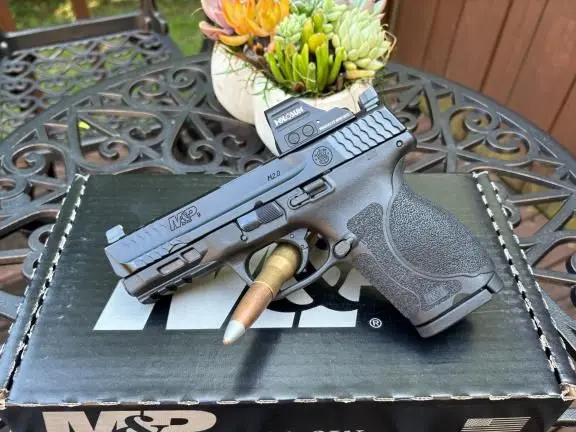 M&P M2.0 Compact Holosun 407