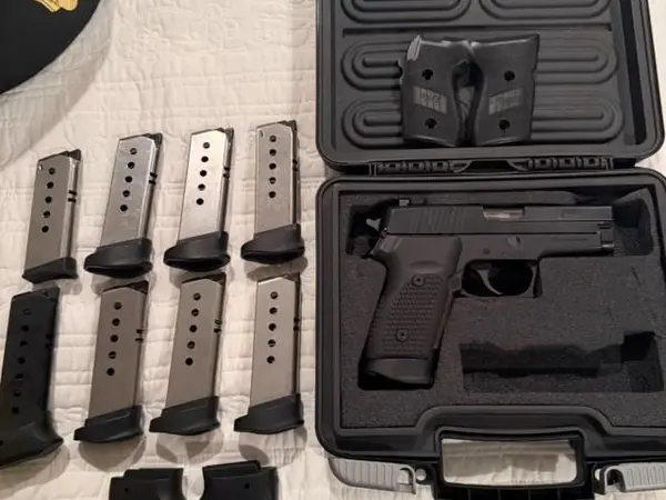 West German Sig P245 & 9 mags