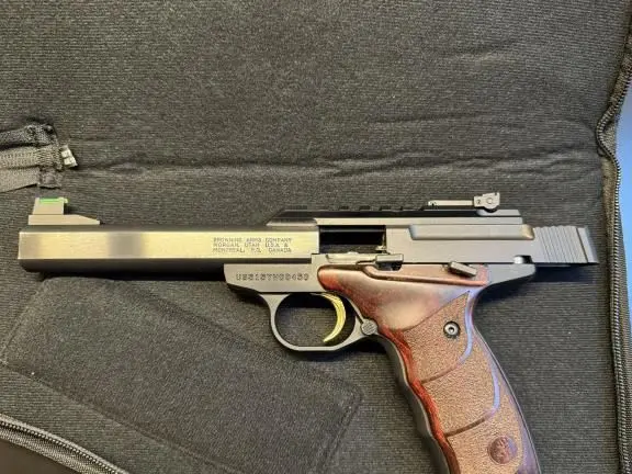 Browning Buck Mark Plus Rosewood UDX