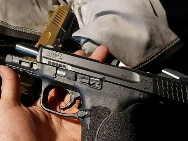 Multiple handguns