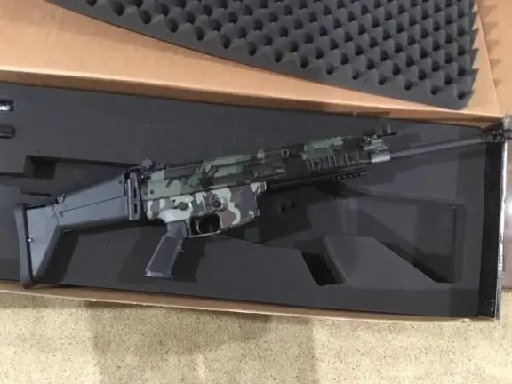 FN Scar 16s 5.56 Woodland camo