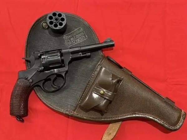 1895 Nagant Revolver, 7.62x38R ammo & reloading