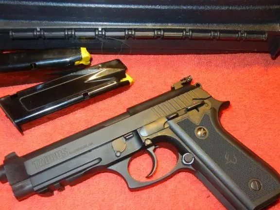 Taurus PT 92
