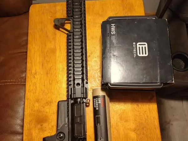 Very Nice old school Daniel Defense setup 223/556 Eotech