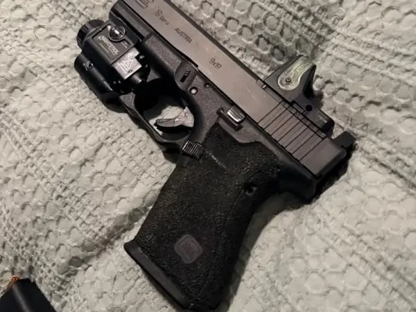 Glock 19 Gen 4 Trijicon RMR 3 Mags