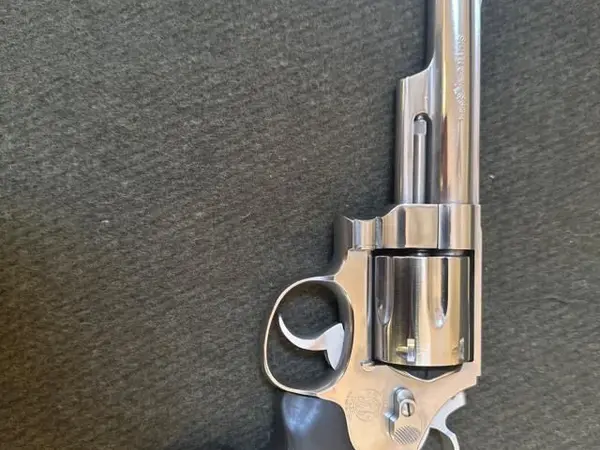 Smith & Wesson 629-3 44 magnum 6 inch stainless