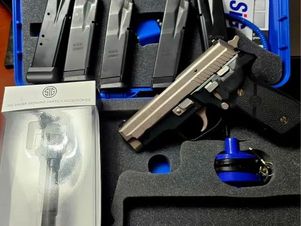 SIG P229 SS 40 S&W/357 SIG