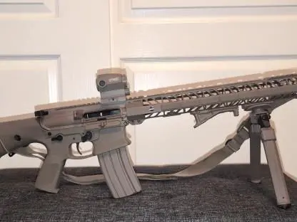 Ultra light AR15 - 7lb - 18 inch - 223 Wylde - FDE
