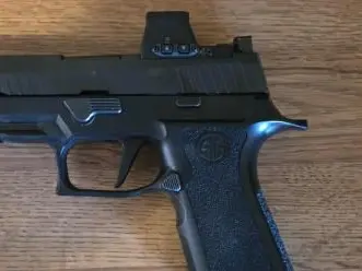 Sig Sauer P320 9mm w/Red Dot