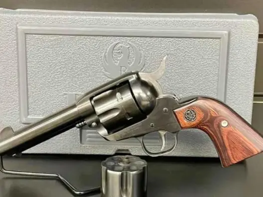 Ruger Vaquero w/9mm Cylinder (Lipseys Exclusive)