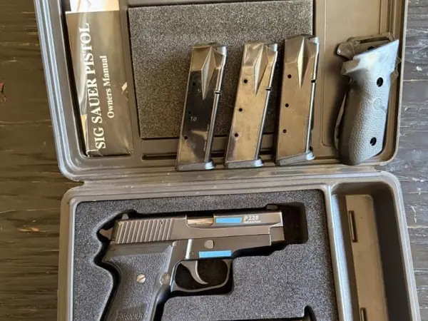 Sig Sauer P228