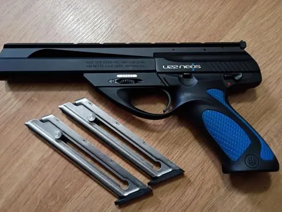 Beretta Neos --- 22lr --- LNIB