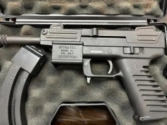 Intratec Tec 22 scorpion