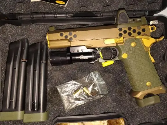 STI 9 MM HEX