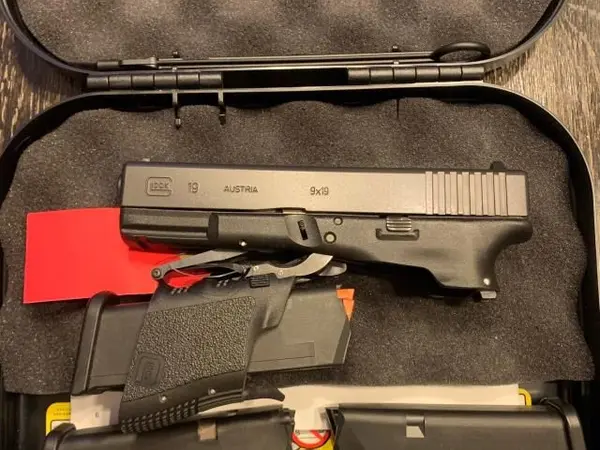 Full Conceal Folding Glock 19