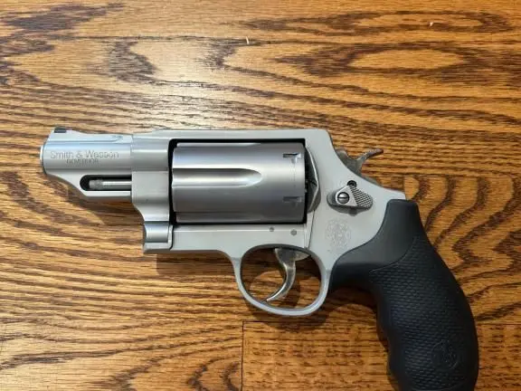 Smith & Wesson Governor Text: 443-254-2408 