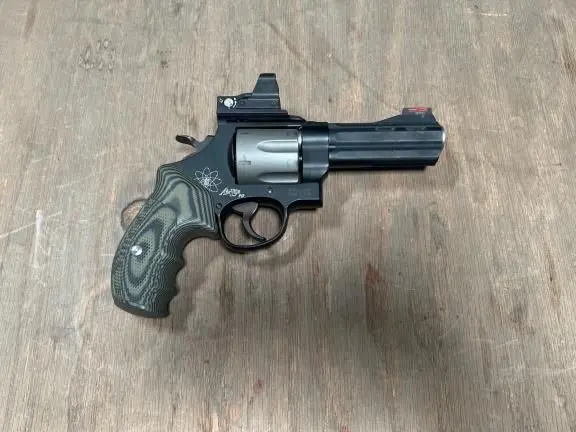 S&W 44