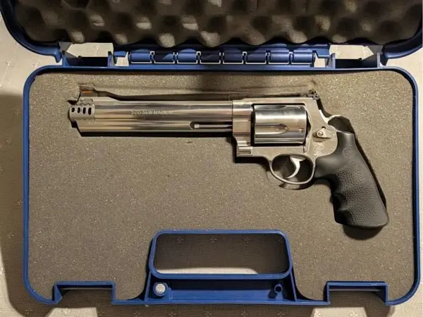 smith and Wesson magnum 500 !!