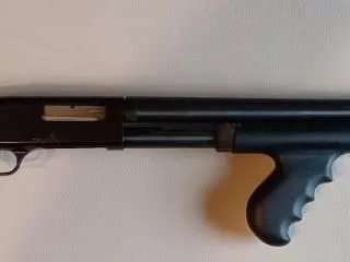 Mossberg 500, 12 Guage Pump