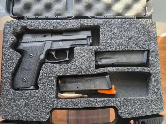 Sig Sauer P229 DAK .40 S&W Semi-Auto Pistol - Excellent Condition
