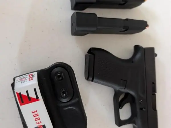 Glock 42 (.380 ACP) with Extra Extended Mags + Holster – Clean EDC Setup