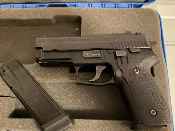 Sig P229
