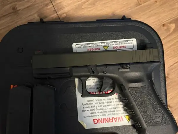 Glock 17C Gen 3- RMR cut slide, Glock performance trigger, suppressor height sights