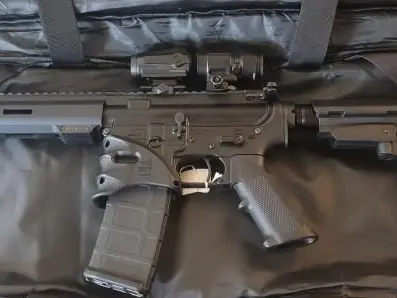Ar-15 PISTOL w/rare breed FRT