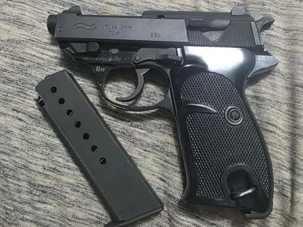 Walther P1